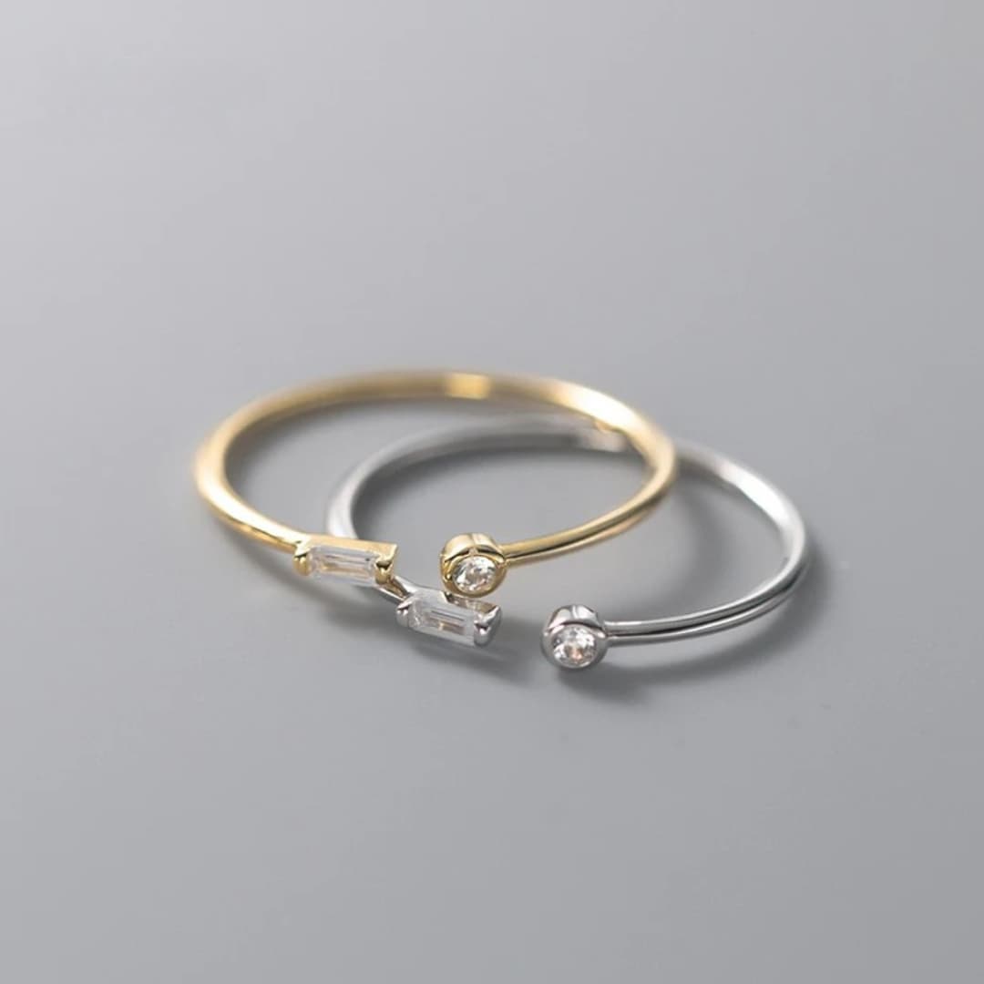 Anel Simples de Zircônia – Delicadeza e Elegância em Prata 925