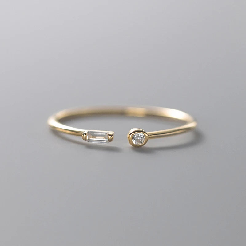 Anel Simples de Zircônia – Delicadeza e Elegância em Prata 925
